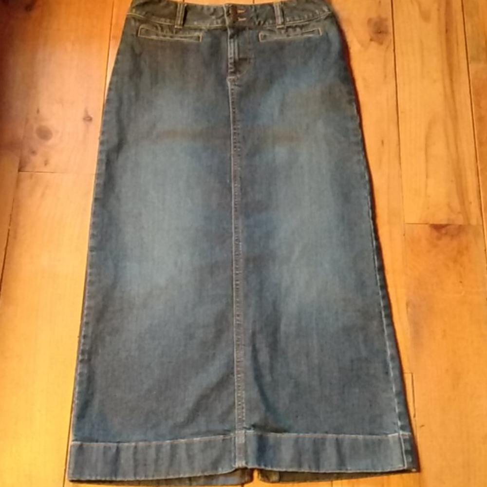 🥰HP🥰 Old Navy Jean skirt